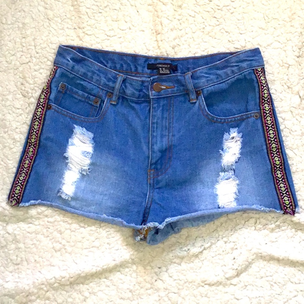 🏖 Forever 21 High Rise side stripe jeans shorts
